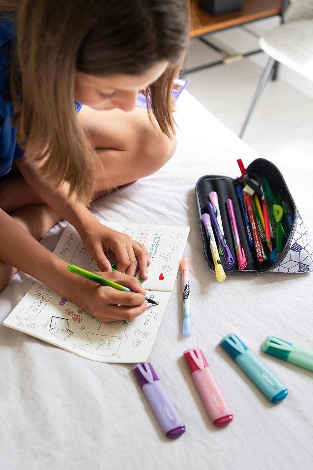 GLITTER HIGHLIGHTER ( BRAND MAPED ) 4 COLORS