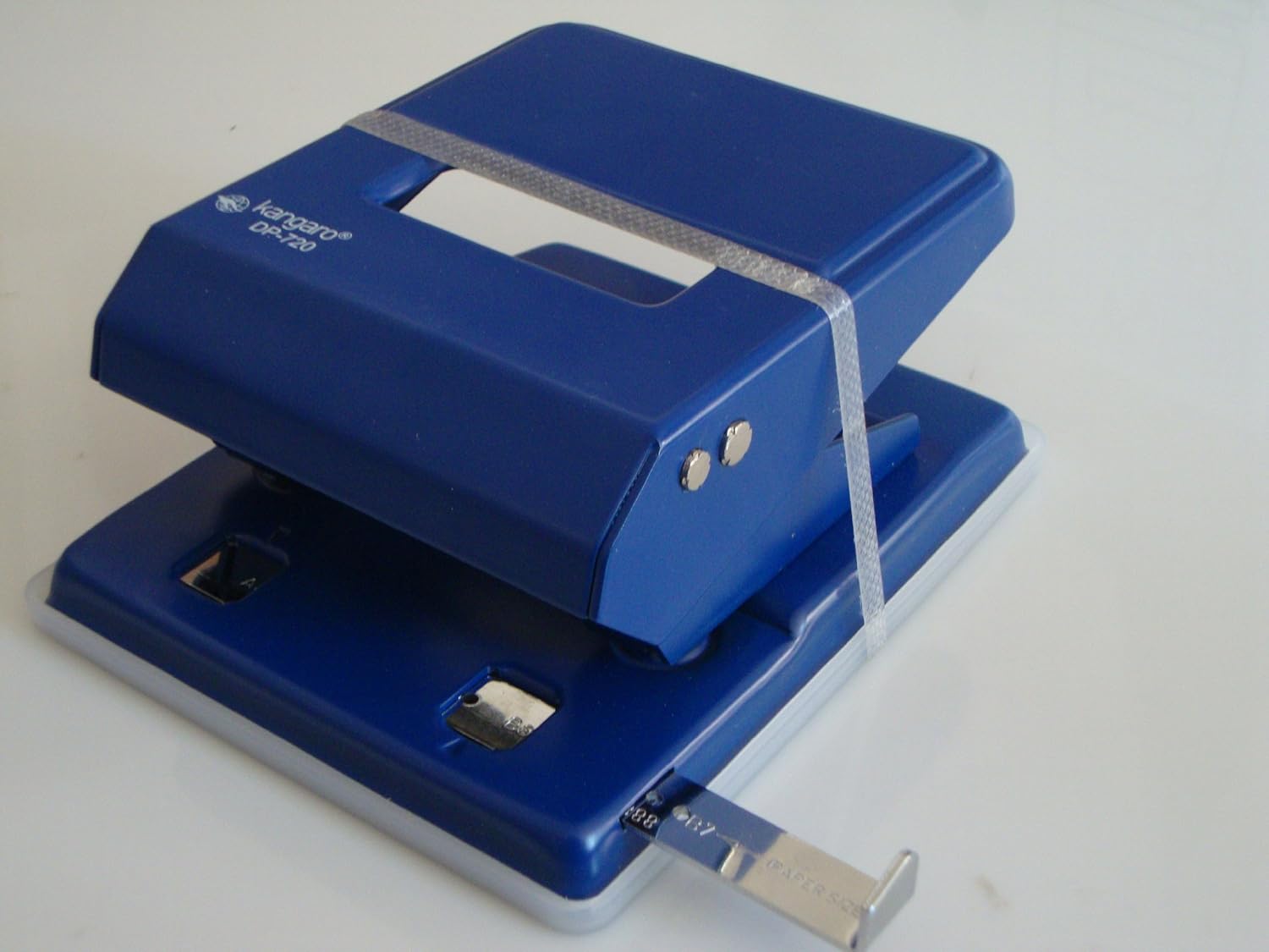 HOLE PUNCHER ( BRAND KANGARO ) DP 720 2HOLE