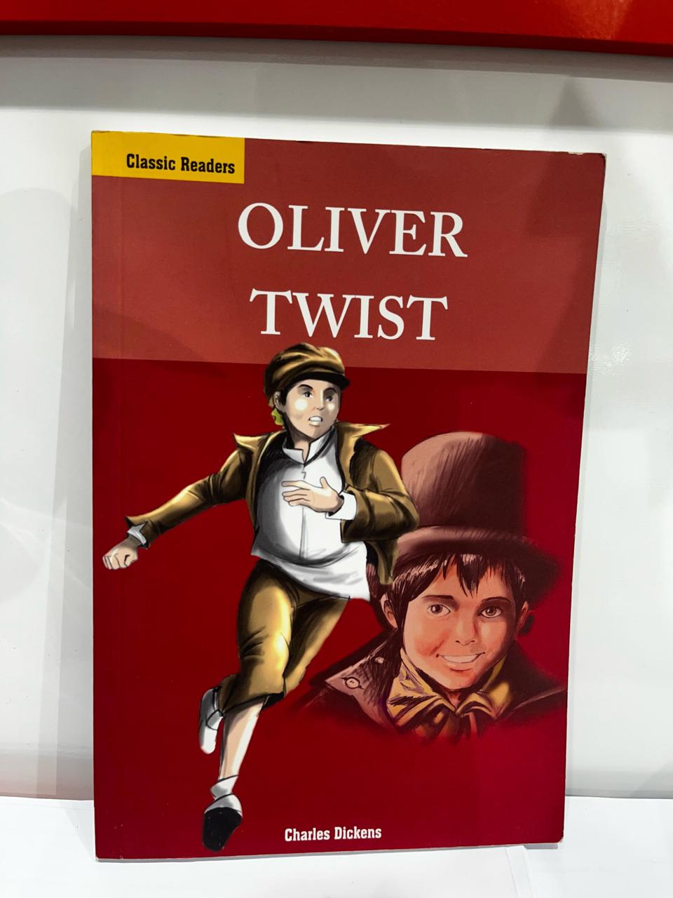 CLASSIC READERS- OLIVER TWIST