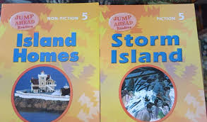 JUMP AHEAD READERS - STORM ISLAND